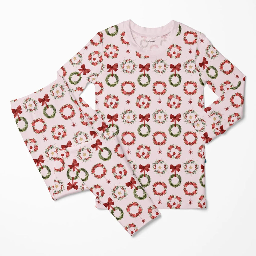 Pajama Set - Shrinking Violet Wreath