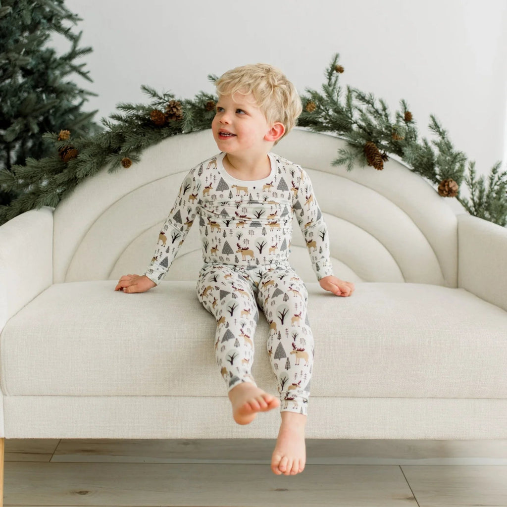 Print Long Sleeve Kimono Pajama Set Natural Forest Moose